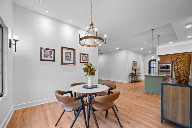 6126 N Hiebert Dr, Park City, KS 67219