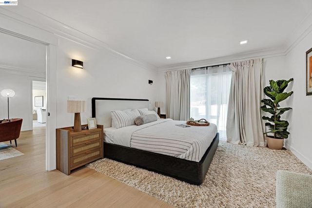 4363 Short Hill Road, Oakland, CA 94605