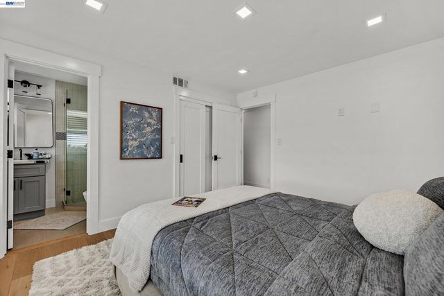4363 Short Hill Road, Oakland, CA 94605
