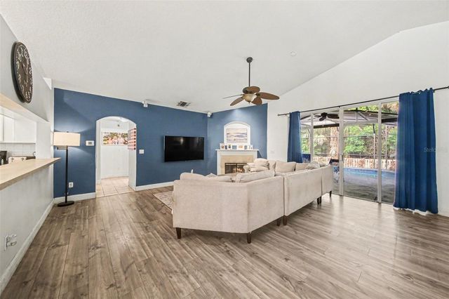 1054 WINDING WATERS CIRCLE, Winter Springs, FL 32708