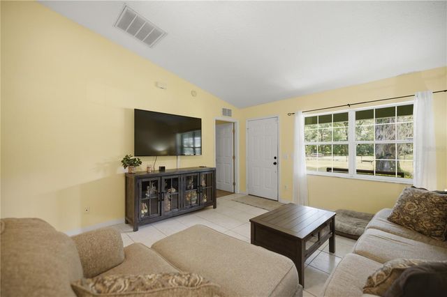 17900 NW 120TH AVENUE ROAD, Reddick, FL 32686