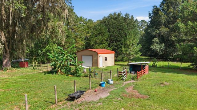 17900 NW 120TH AVENUE ROAD, Reddick, FL 32686