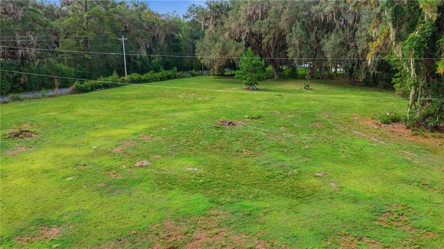 17900 NW 120TH AVENUE ROAD, Reddick, FL 32686