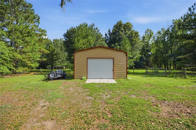 17900 NW 120TH AVENUE ROAD, Reddick, FL 32686
