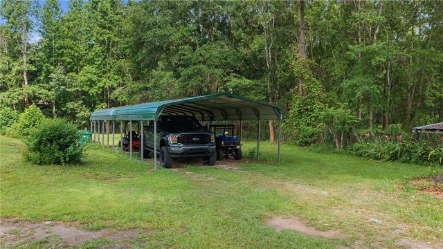 17900 NW 120TH AVENUE ROAD, Reddick, FL 32686