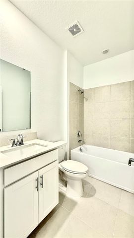 3162 ARMSTRONG AVENUE, Clermont, FL 34714