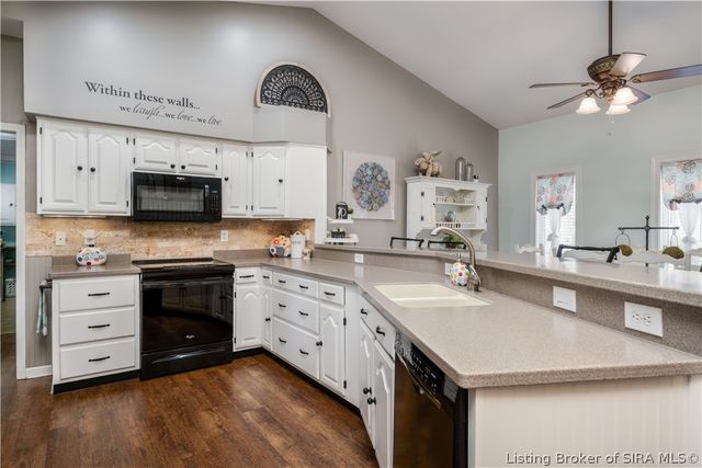 8512 Falcon Road, Charlestown, IN 47111