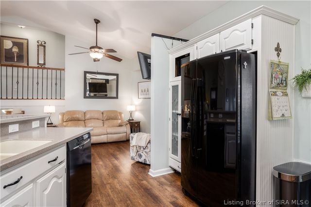 8512 Falcon Road, Charlestown, IN 47111