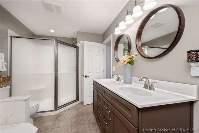 8512 Falcon Road, Charlestown, IN 47111