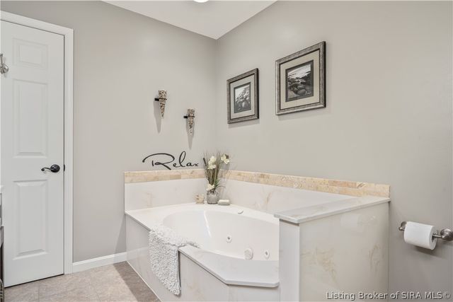 8512 Falcon Road, Charlestown, IN 47111