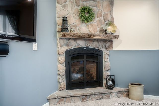 8512 Falcon Road, Charlestown, IN 47111