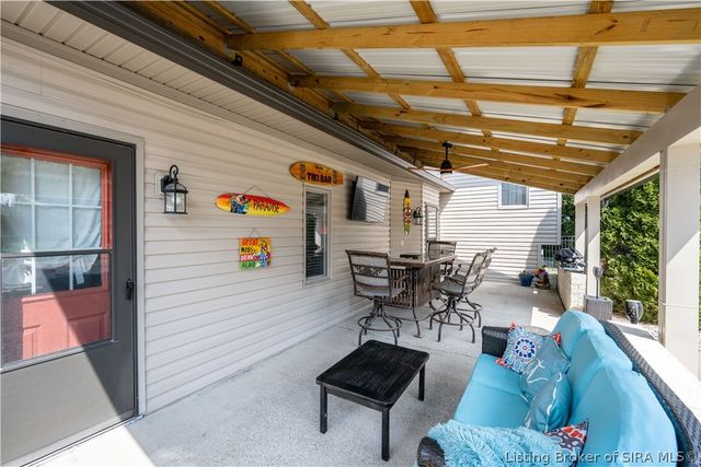 8512 Falcon Road, Charlestown, IN 47111