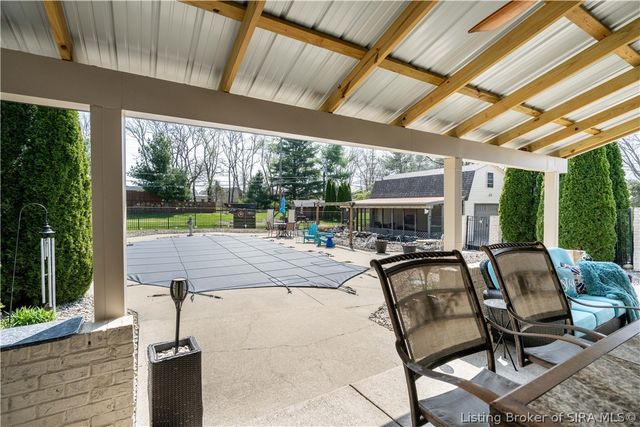 8512 Falcon Road, Charlestown, IN 47111