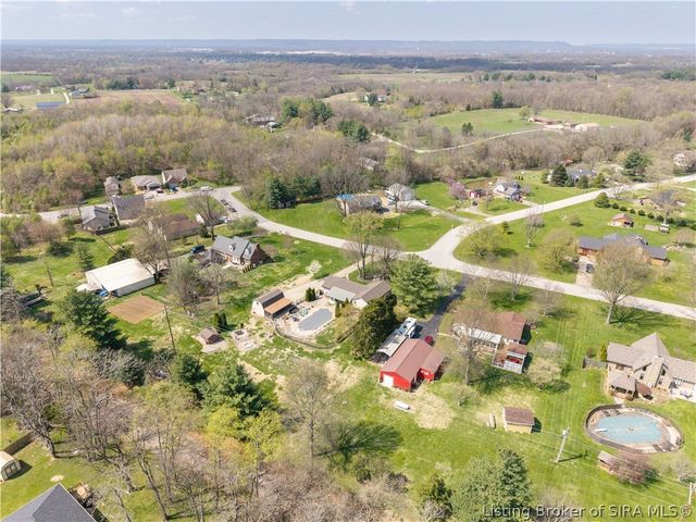 8512 Falcon Road, Charlestown, IN 47111