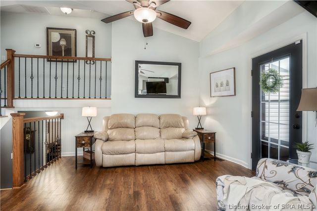 8512 Falcon Road, Charlestown, IN 47111