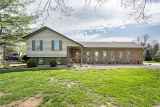 8512 Falcon Road, Charlestown, IN 47111