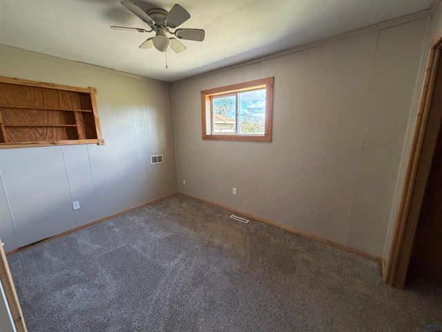 4852 BONNIE LN, Rapid City, SD 57703