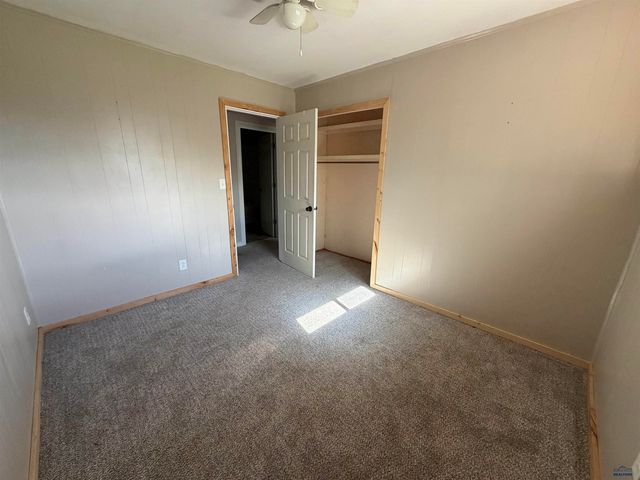 4852 BONNIE LN, Rapid City, SD 57703