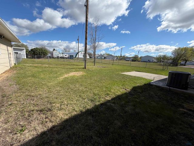 4852 BONNIE LN, Rapid City, SD 57703
