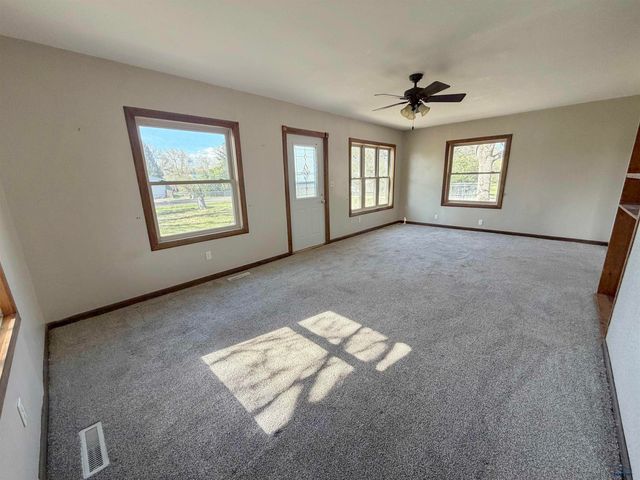 4852 BONNIE LN, Rapid City, SD 57703