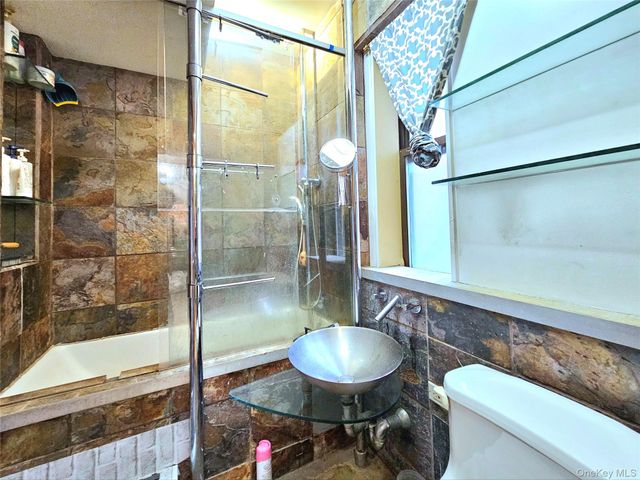 3281 Hull Avenue Unit 18, Bronx, NY 10467