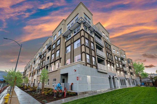 1853 Almaden Road 406, San Jose, CA 95125
