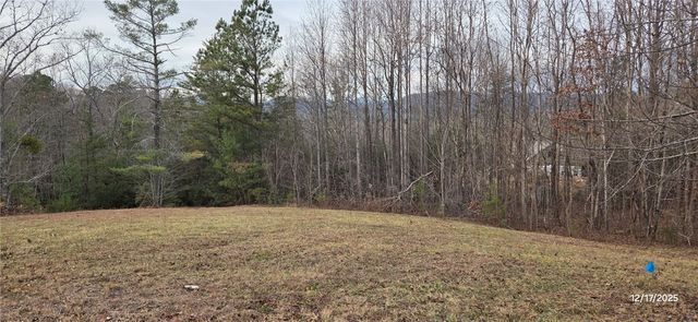 001 Lenore B Lane, Mountain Rest, SC 29664
