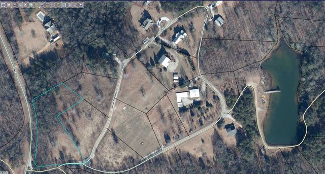 001 Lenore B Lane, Mountain Rest, SC 29664
