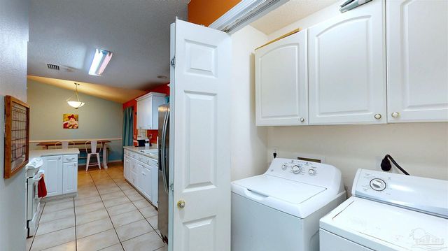 2511 Argle Rd, Cantonment, FL 32533