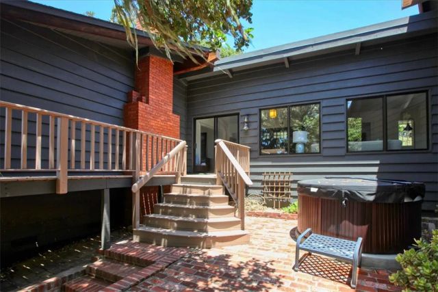 2103 Benson Avenue, Cambria, CA 93428