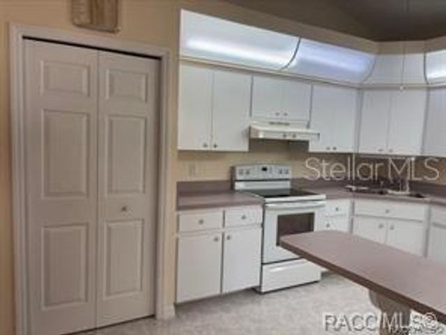 824 WINDERMERE BOULEVARD, Inverness, FL 34453