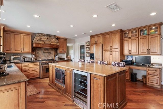 38405 Avenida La Cresta, Murrieta, CA 92562