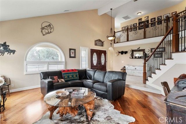 38405 Avenida La Cresta, Murrieta, CA 92562