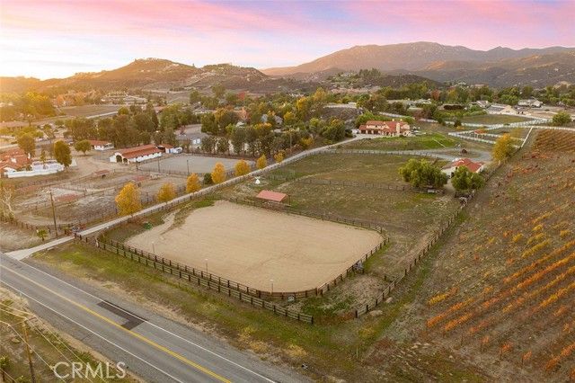 38405 Avenida La Cresta, Murrieta, CA 92562