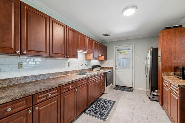 4519 S COOPER PLACE, Tampa, FL 33611