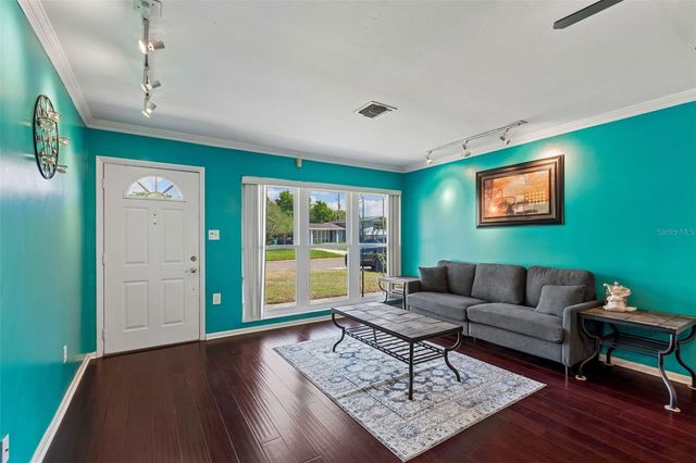 4519 S COOPER PLACE, Tampa, FL 33611