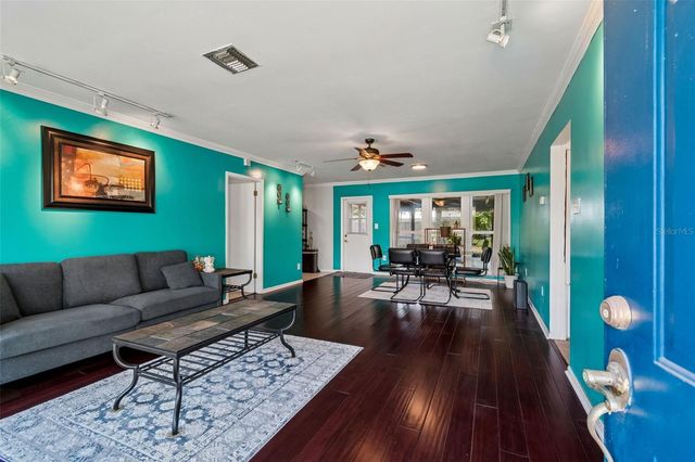 4519 S COOPER PLACE, Tampa, FL 33611