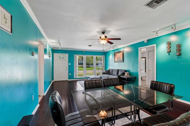 4519 S COOPER PLACE, Tampa, FL 33611