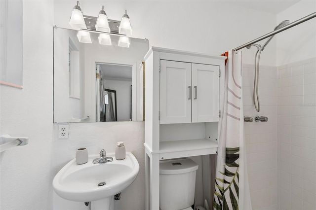 4519 S COOPER PLACE, Tampa, FL 33611