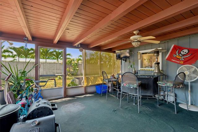 4519 S COOPER PLACE, Tampa, FL 33611