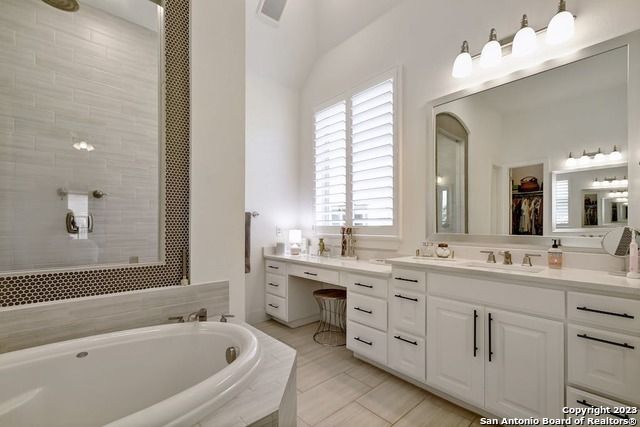 7019 CANTERA MANOR BLVD, San Antonio, TX 78255