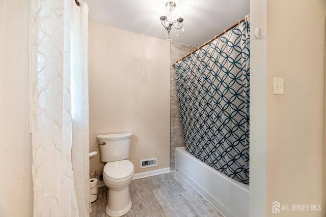 184 Fern Road, East Brunswick, NJ 08816