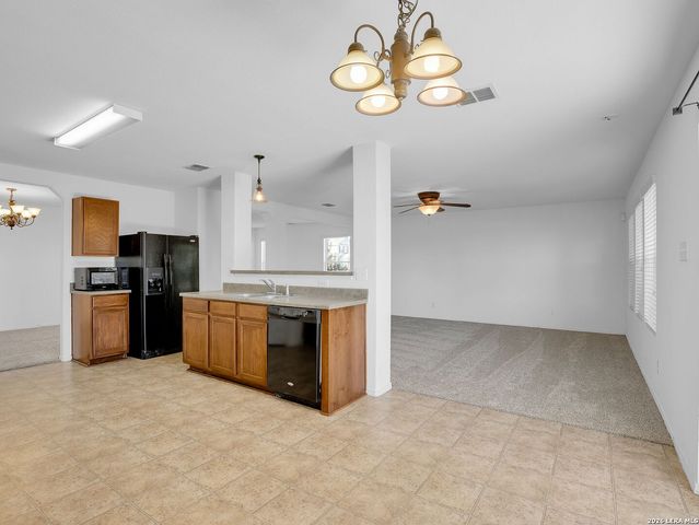 12115 Glendale Park, San Antonio, TX 78254
