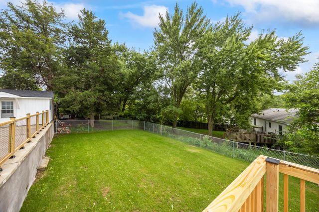 9128 Woodmayr Drive, Norwalk, IA 50211