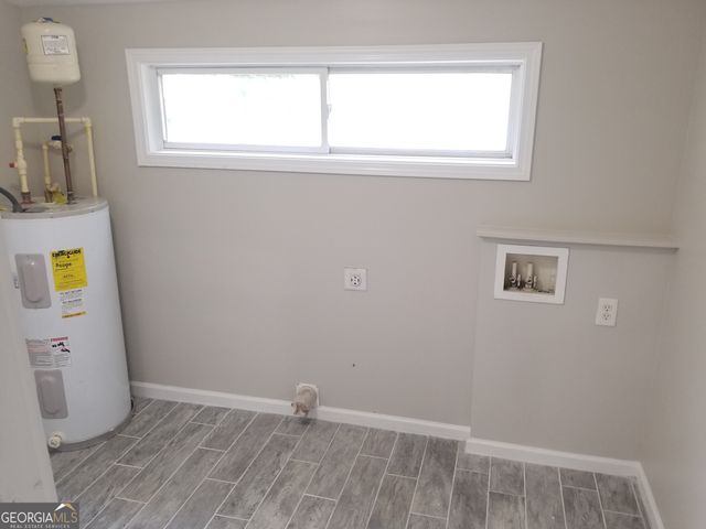 2467 Calvin Avenue, East Point, GA 30344