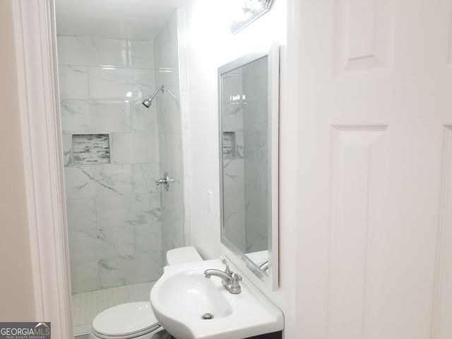 2467 Calvin Avenue, East Point, GA 30344