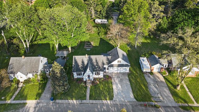 8765 Grove Avenue, Oronoko Twp, MI 49103