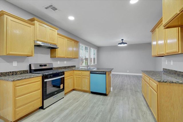 931 Tiburon Way, Plumas Lake, CA 95961