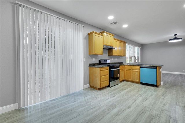 931 Tiburon Way, Plumas Lake, CA 95961