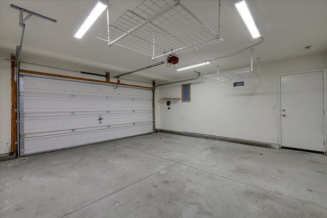 931 Tiburon Way, Plumas Lake, CA 95961